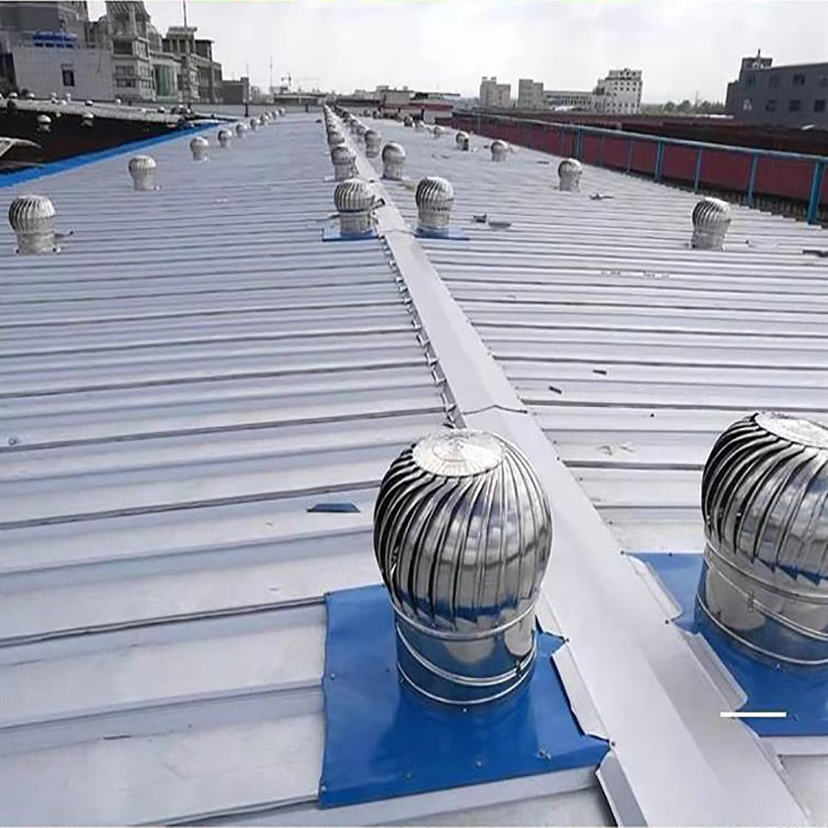 SARKEY Roof Turbines Ventilator Cap, 304 Stainless Steel Chimney Cowl, Roof Wind Rotating Ventilation Exhaust Heat Dissipation, Attic Air Vent Ventilating Fan, Unpowered Rotation(450mm/17.7in)