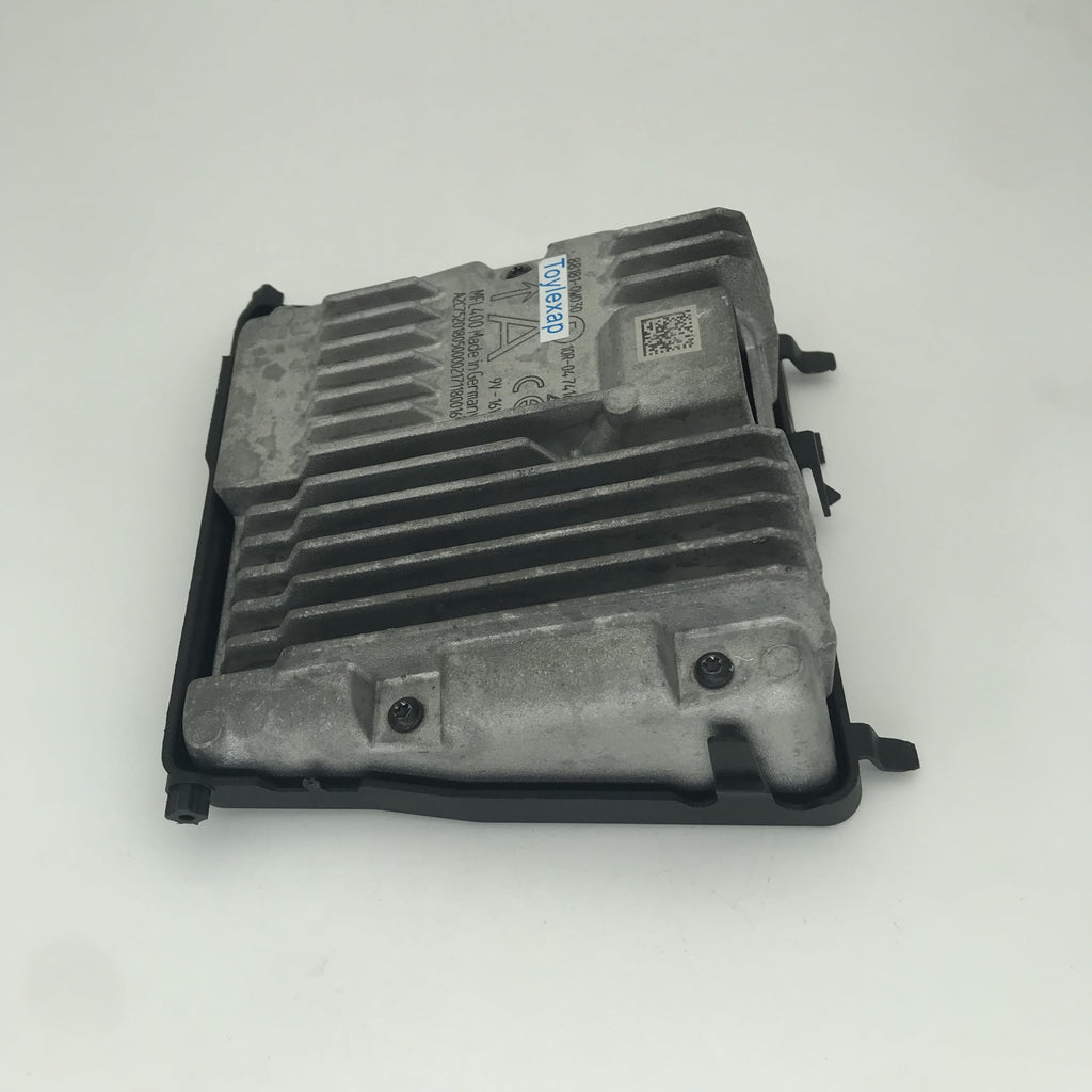 88181-0w030 88181-52160 Pre-Collision Lane Keeping Camera for:Prius c